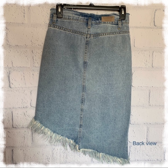 VELVET HEART Assymetrical Distressed Denim Skirt - Picture 5 of 8